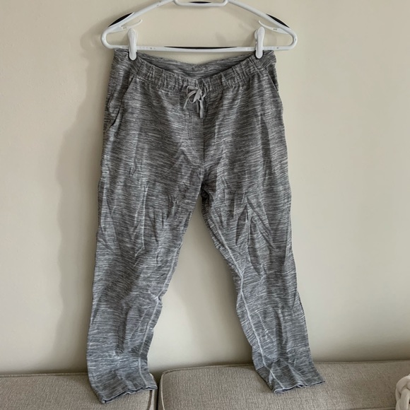 Lululemon joggers - Picture 2 of 2